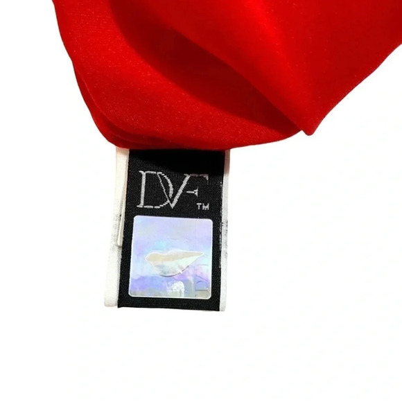 Diane Von Furstenburg Akari Classic Silk Dress - Picture 4 of 5